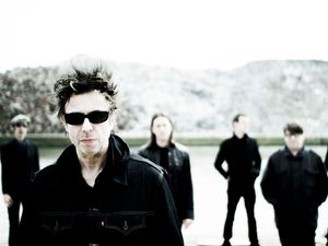 Supporting image for story: New tour and album for Bunnymen