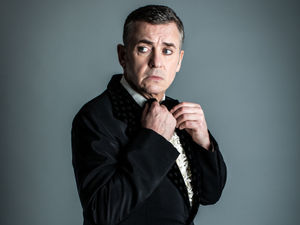 Supporting image for story: Shane Richie to star in The Entertainer at Wolverhampton Grand Theatre