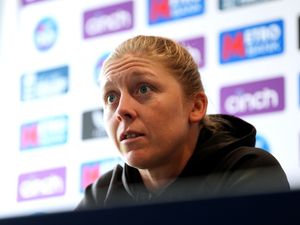 Supporting image for story: Heather Knight focused on T20 World Cup after reprimand over blackface photo