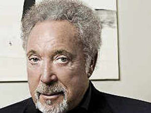 Supporting image for story: Star Tom reveals city gig on tour