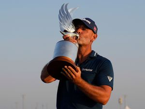 Supporting image for story: Paul Waring wins in Abu Dhabi after birdie-birdie finish