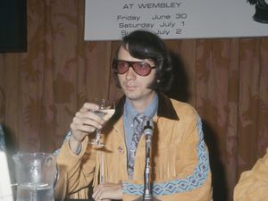 Supporting image for story: Michael Nesmith: The laconic Monkee famed for his woolly hat