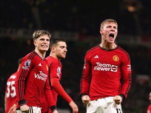 Supporting image for story: Unai Emery has key message for Aston Villa players after Manchester United comeback 