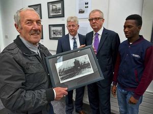 Supporting image for story: Auschwitz drawings on display in Dudley