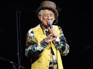 Supporting image for story: Walsall-born rock legend Noddy Holder living with throat cancer as wife opens up about his battle