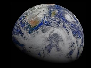 Supporting image for story: 5 simple experiments to prove to Flat Earthers our planet is round