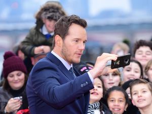 Supporting image for story: Hollywood actors praise ‘brave firefighters’ amid Los Angeles wildfires