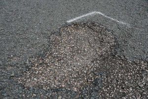Sections of Thornbridge Avenue that residents want repaired