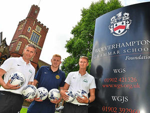 Supporting image for story: Soccer Coaching 2000 sets the standard