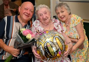 WOLVERHAMPTON COPYRIGHT NATIONAL WORLD TIM THURSFIELD -11/10/25 Mary Prosser celebrates her 100th birthday with her children Gary Prosser and Wendy Pritchard.