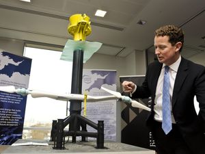 Supporting image for story: Former energy minister leaves board of Russian metals giant as exodus continues