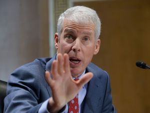 Supporting image for story: Senate confirms fossil fuel CEO Chris Wright as energy secretary