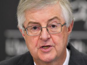 Supporting image for story: Wales could move to lockdown after Christmas, Mark Drakeford says