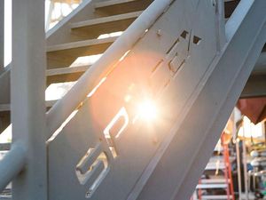 Supporting image for story: High winds knock over and damage SpaceX test rocket