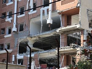 Supporting image for story: Blast in Iran port city kills girl, four, ahead of naval drill watched by US