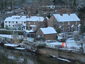 Supporting image for story: 'There's a risk to life' - Amber snow and wind warnings issued as Shropshire braces for Storm Goretti