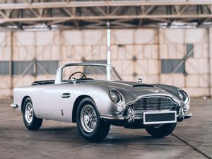 Supporting image for story: Special edition Aston Martin DB5 Junior celebrates arrival of new Bond film