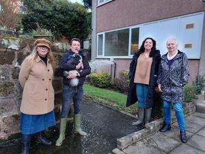 Supporting image for story: Anti-flooding measures being tested at waterside flats as river level rises