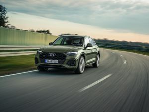 Supporting image for story: Audi revamps Q5 with new look and more tech