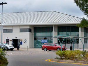 Supporting image for story: Up to 200 prisoners to be freed from West Midlands jails