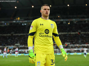 Supporting image for story: Five goalkeepers Steve Bruce should consider signing for Aston Villa