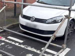 Supporting image for story: Moment scaffolders wreak their revenge on Bloxwich motorist refusing to move his car