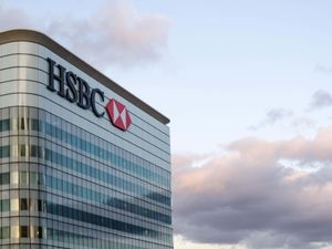 Supporting image for story: HSBC to meet £1.1bn cost savings target early after cutting back senior roles