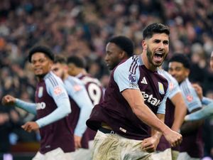 Supporting image for story: Chelsea’s goalkeeping woes continue as Aston Villa grab late win