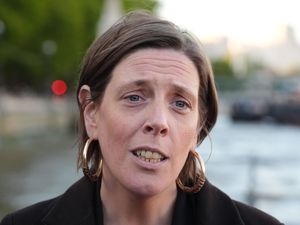 Supporting image for story: Starmer has faith in Phillips as grooming gangs victims call for her to quit