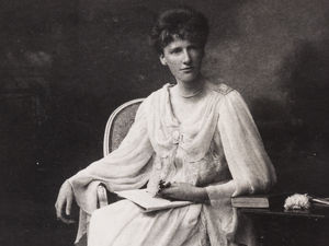 Supporting image for story: New Ellesmere road signs to honour Save the Children founder Eglantyne Jebb