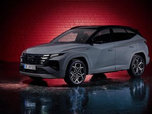 Supporting image for story: Sporty N-Line trim revealed for Hyundai Tucson