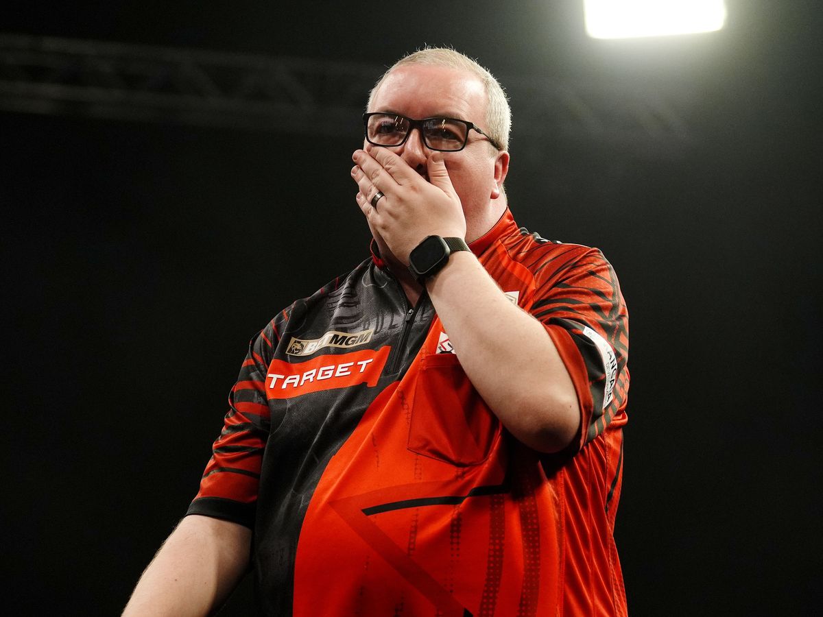 Stephen Bunting battles past Gary Anderson in World Matchplay thriller