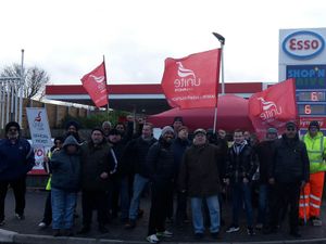 Supporting image for story: Passengers told 'not to travel unless absolutely necessary' as West Midlands bus strike enters second day