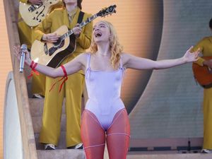 Supporting image for story: Lorde laments control on female bodies in wake of US abortion ruling