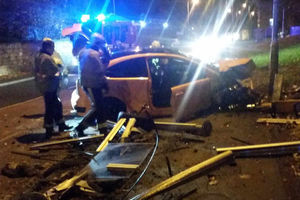 The car involved in the crash. Photo: @Wton_fire