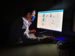 Supporting image for story: Research to predict who could become seriously ill from Covid-19