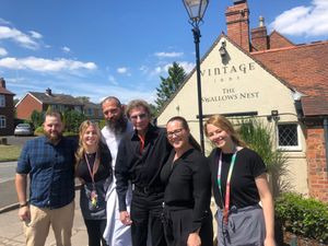Supporting image for story: Barry Manilow leaves staff and guests in disbelief as he visits country pub