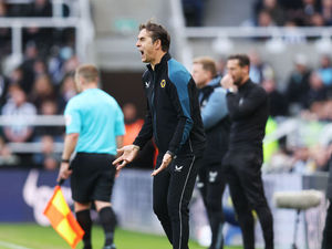 Supporting image for story: Julen Lopetegui: Wolves were denied a very clear penalty and red card