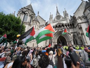 Supporting image for story: Met warns against supporting proscribed groups ahead of London protests