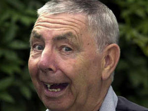 Supporting image for story: Tommy Mundon in message to fans over disease