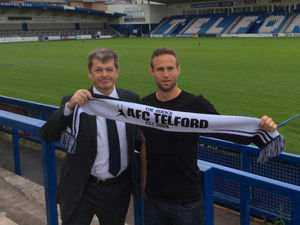 Supporting image for story: AFC Telford sign ex-Town star Dave Hibbert