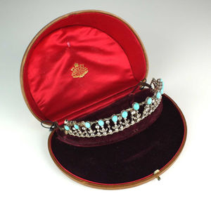 This early 20th century turquoise and paste fringe tiara sold for £3,600.