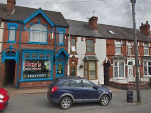 Supporting image for story: Knifeman arrested after locking himself in house and setting it on fire