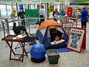 Supporting image for story: It's supermarket suite for Dan