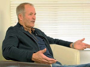 Supporting image for story: Steve Bull: How has it come to this for Wolves?