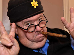 Supporting image for story: Top actor Ian McNeice to star in Black Country horror flick