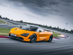 Supporting image for story: McLaren introduces Track Pack for 720S