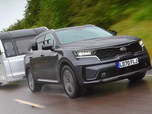 Supporting image for story: Kia Sorento named UK’s best tow car