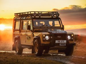 Supporting image for story: Land Rover Classic celebrates spirit of adventure with Defender Works V8 Trophy