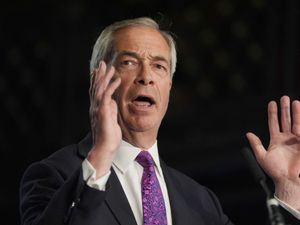 Supporting image for story: Farage: Sarwar has introduced sectarianism into Scottish politics